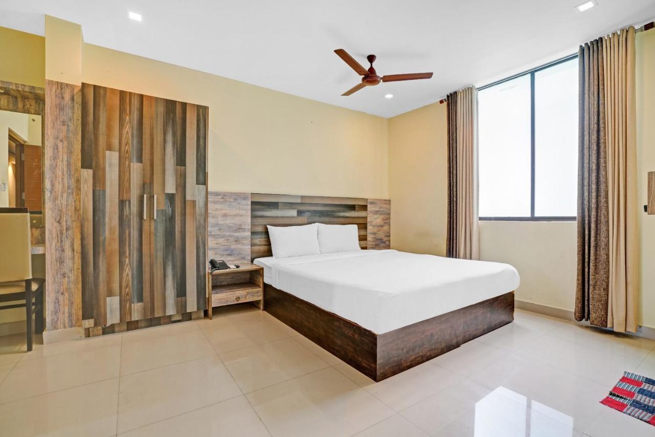 Capital O 87015 Hotel Al Salama Kochi מראה חיצוני תמונה