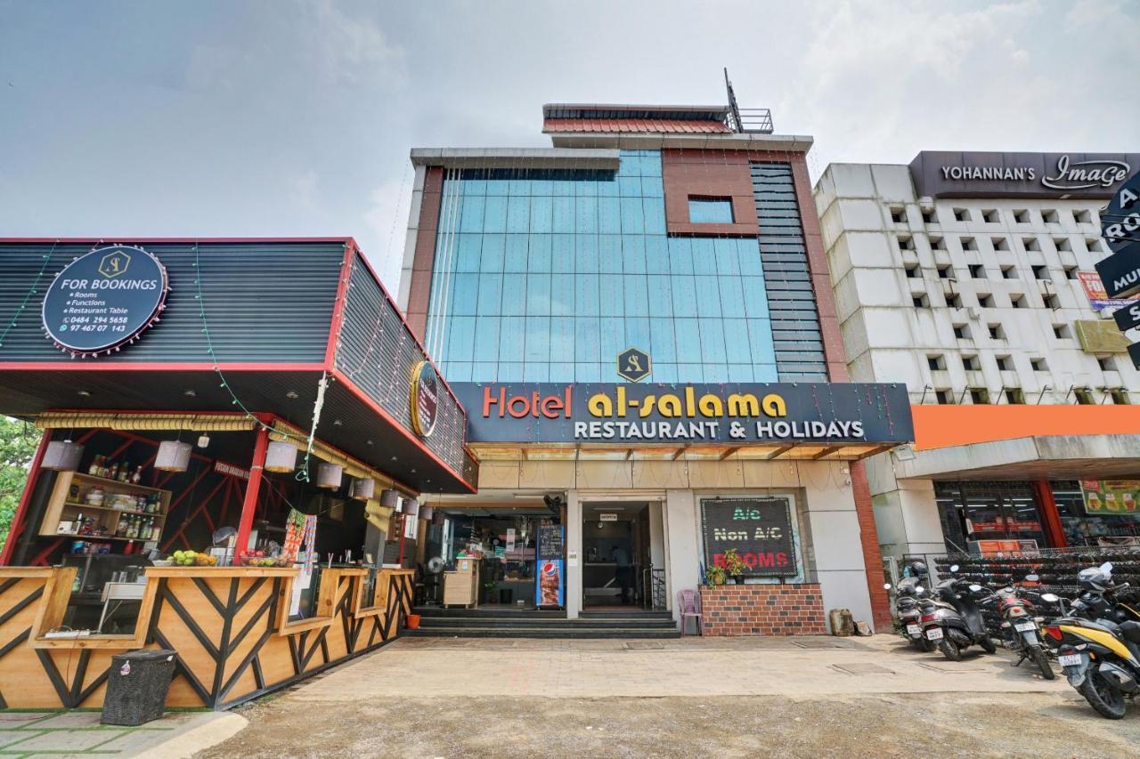 Capital O 87015 Hotel Al Salama Kochi מראה חיצוני תמונה