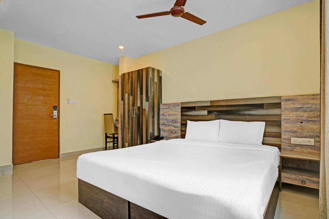 Capital O 87015 Hotel Al Salama Kochi מראה חיצוני תמונה