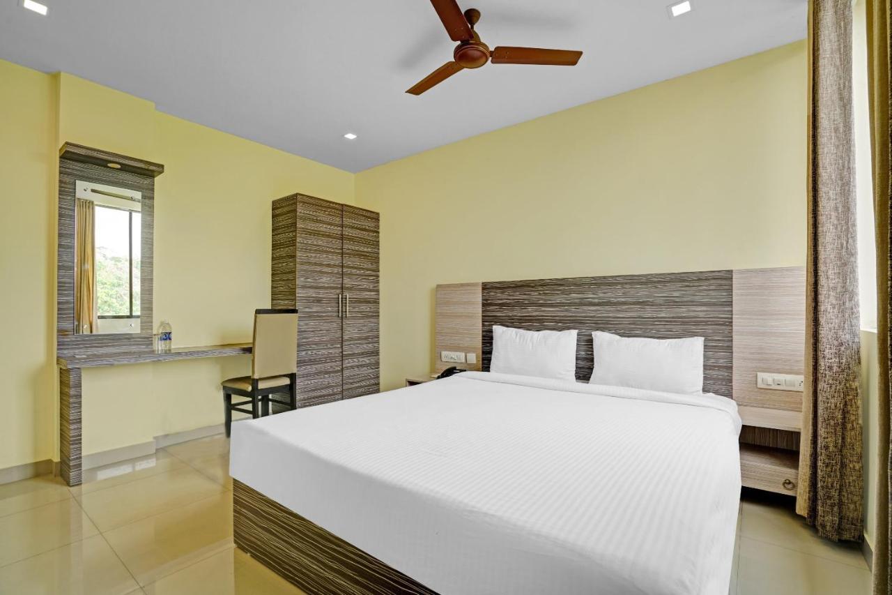 Capital O 87015 Hotel Al Salama Kochi מראה חיצוני תמונה